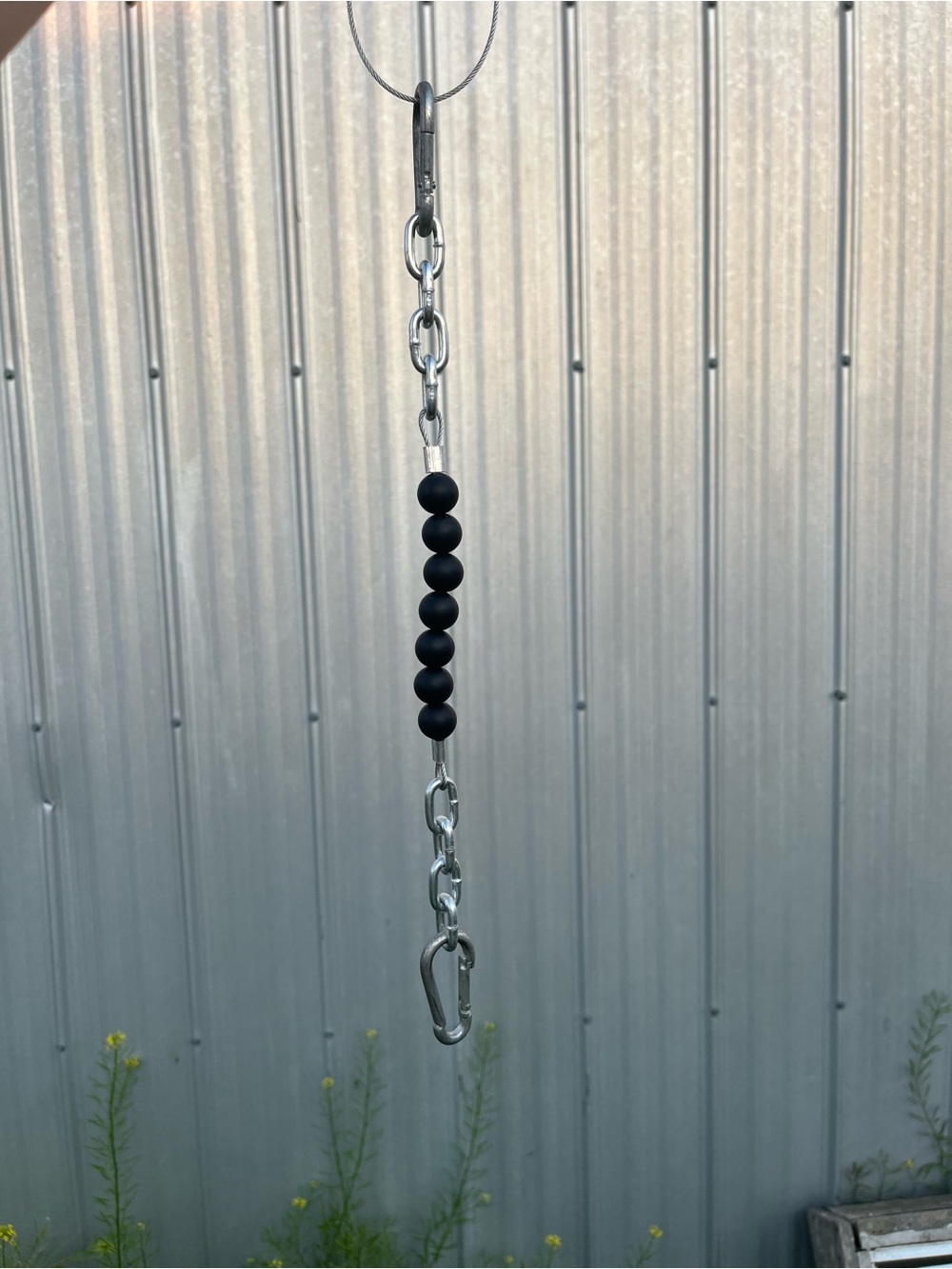 Beaded curb chains